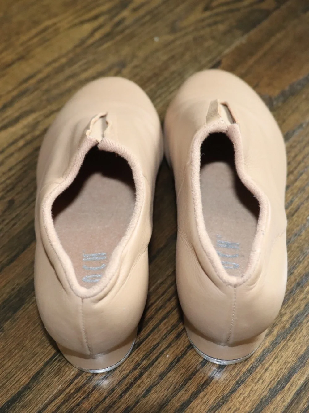 Woman's Bloch Tap- Flex Leather Slip On Tap Dance Shoes Beige | Tan Size 5.5 - Picture 5 of 14